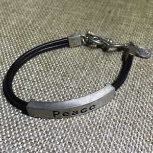 Alexa’s Angels Peace bracelet 7 3/4”